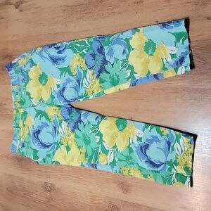 3/$15 Land's End Floral Cropped Pants